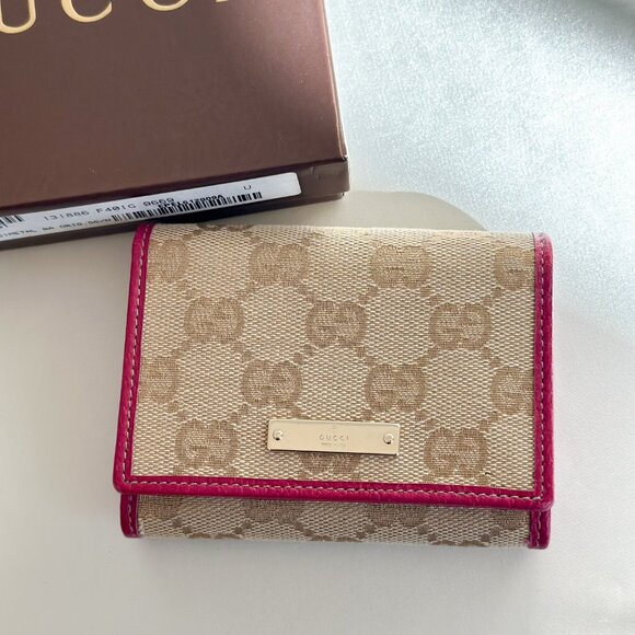 Gucci Monogram Card Wallet - Picture 2 of 15